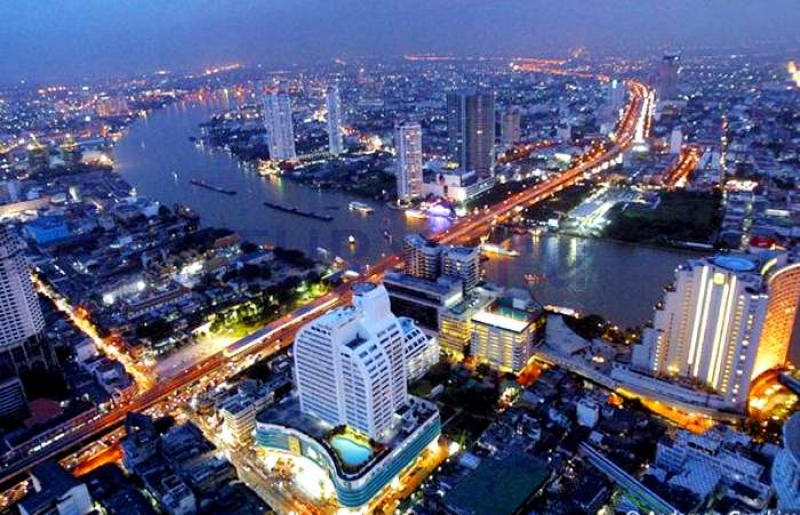 Разница с бангкоком. Бангкок фото. Столица Тайланда. Бангкок население. Бангкок февраль.
