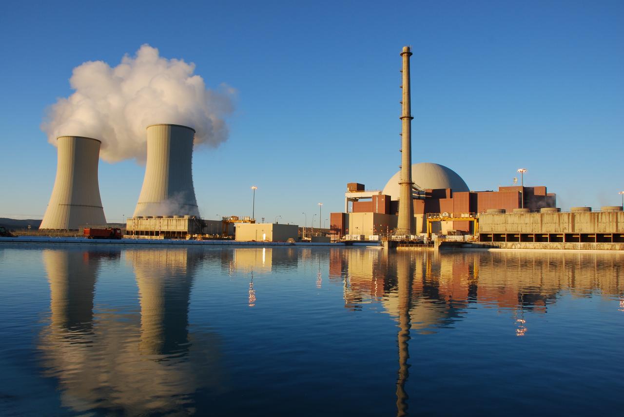 Энергетическая промышленность россии. АЭС Пакш-2. Атомная энергия АЭС. АЭС Трильо. Энергетика атомные станции.