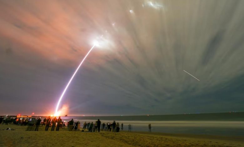 SpaceX и Blue Origin вступили в гонку по созданию орбитальных дата-центров для ИИ