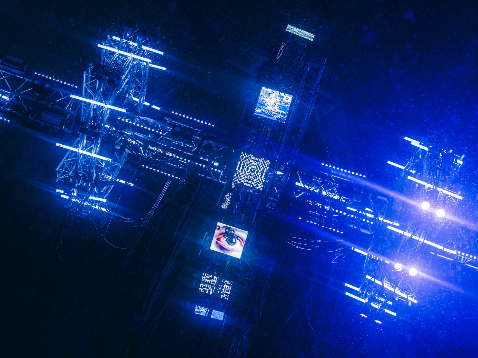 Ко Дню атомного ледокольного флота в Мурманске установили мультимедиа-инсталляцию