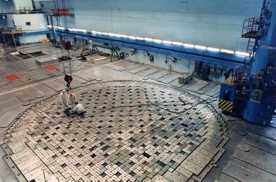 Реакторный зал установки РБМК-100
