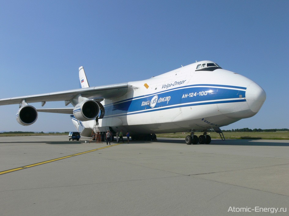 Самолет АН-124-100 «Руслан»