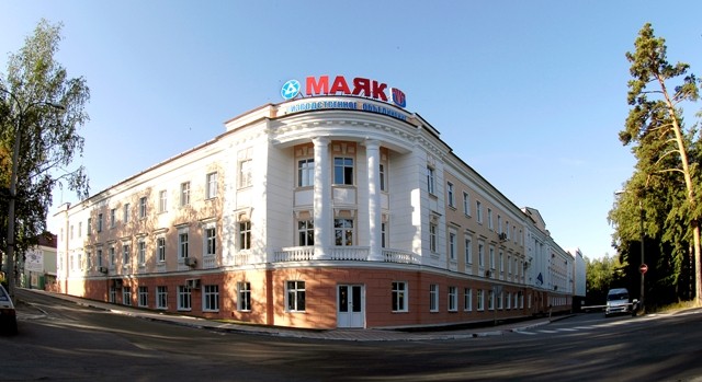 Маяк завод киев