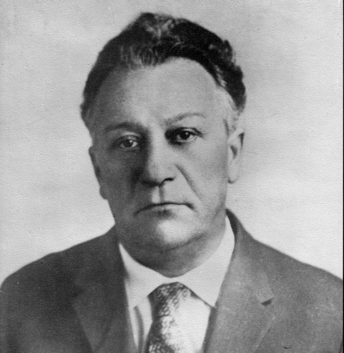 Абрам Алиханов Википедия
