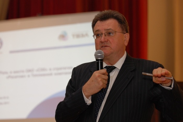 Юрий Оленин