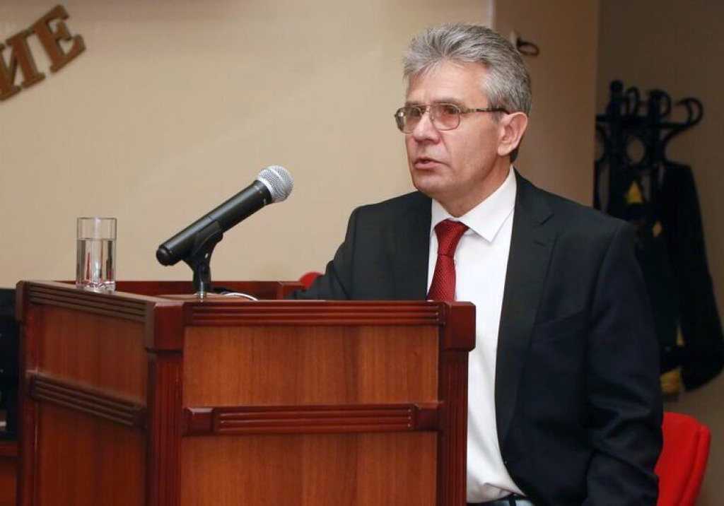 Александр Сергеев
