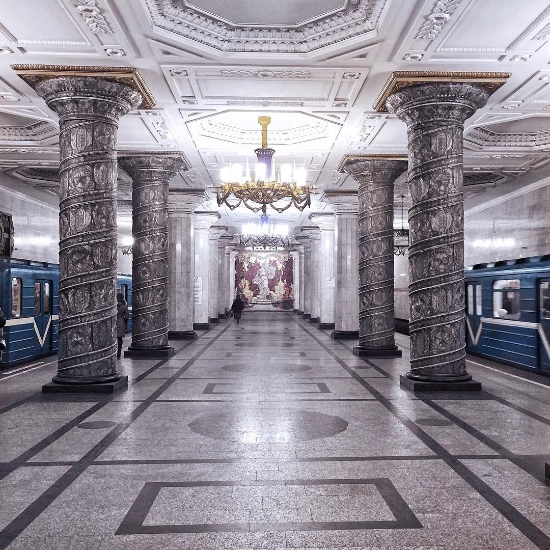 Станция метро "Автово" flashnord.com