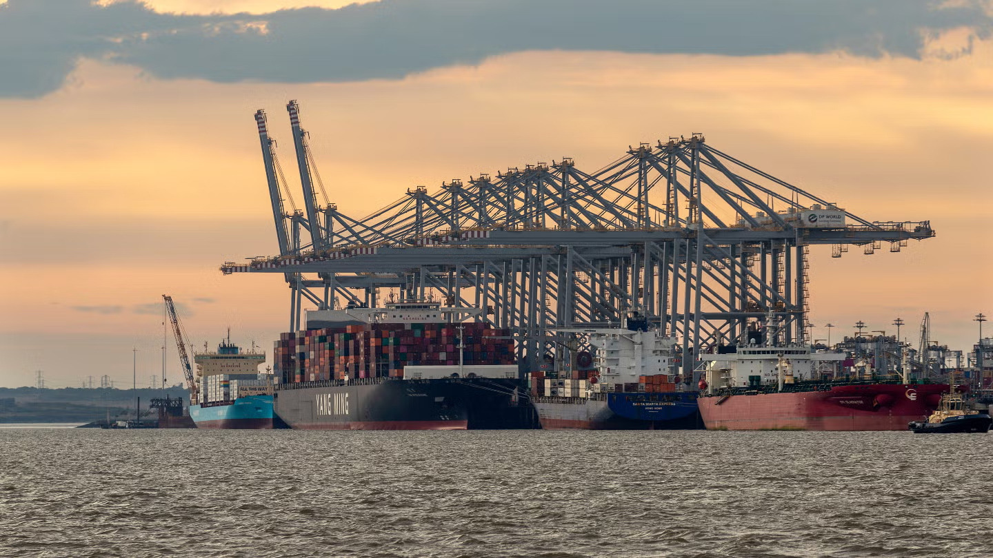 Порт London Gateway в Великобритании