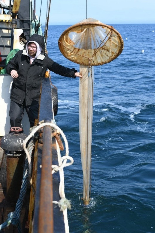 Обловы ихтиопланктона сетью ИКС-80