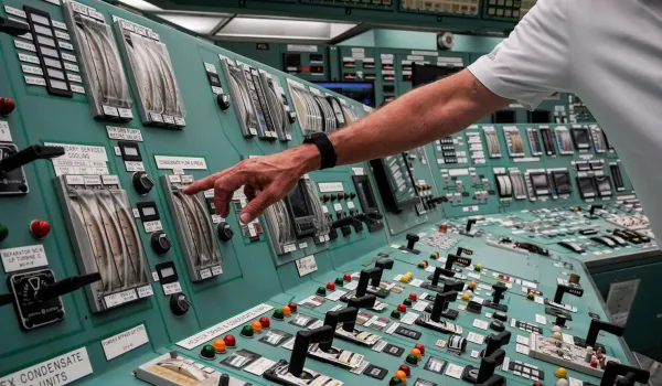 Блочный щит управления АЭС «Три-Майл-Айленд»