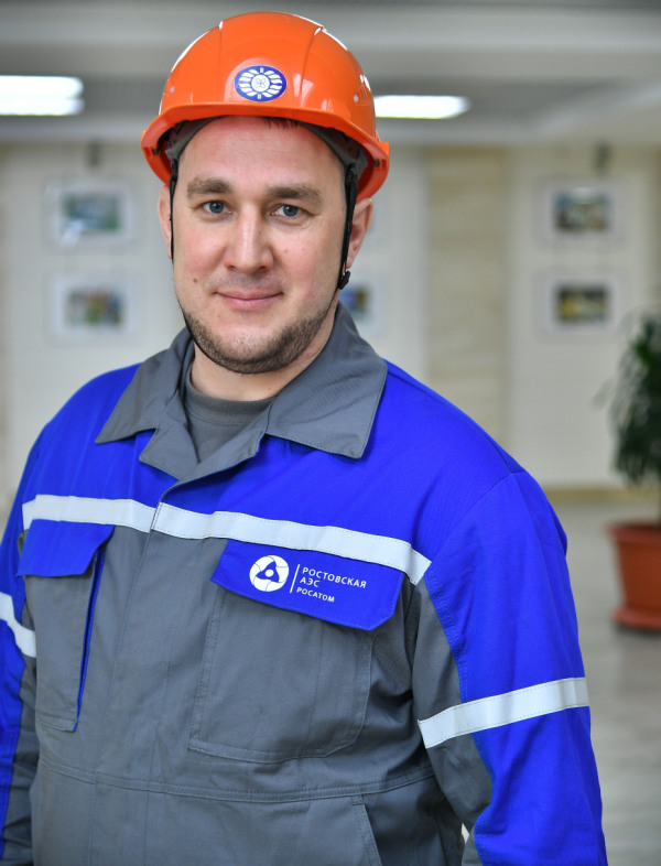 Дмитрий Золотарев