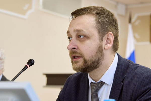 Роман Захарченко