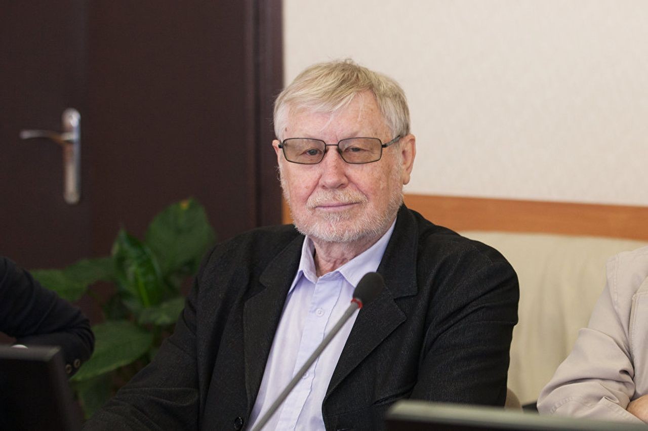 Профессор Николай Кудряшов