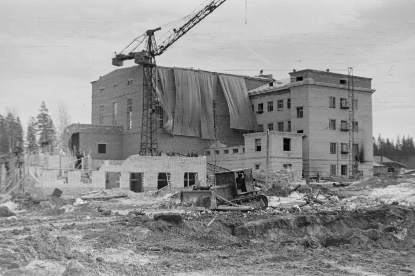 Строительство реактора ВВР-М