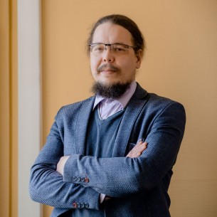 Атомный эксперт