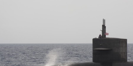 (сс) U.S. Navy. Mass Communication Specialist 1st Class James KimberR 