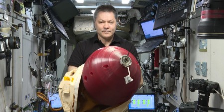 Роскосмос