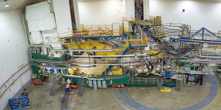 Jefferson Lab Hall A Tritium Collaboration