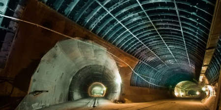 Шахта недостроенного коллайдера в Протвино