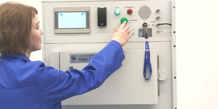 Embedded thumbnail for НПП «Доза» изготовило установки контроля загрязнения мелких и средних предметов РЗБА-25Д с англоязычным интерфейсом для АЭС «Руппур»